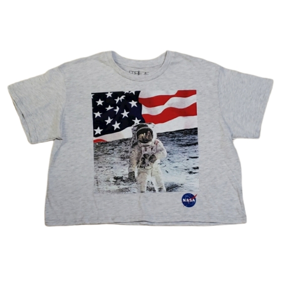 NASA Astronaut on Moon Crop Top Shirt Size XXL Juniors NWOT USA Flag Patriotic